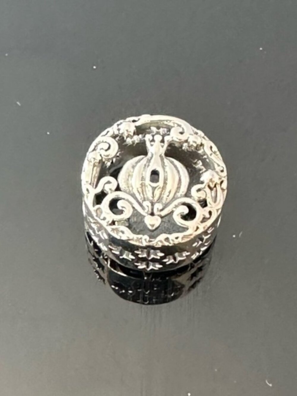 Pandora Disney, Cinderella Midnight Pumpkin 925 Ale with